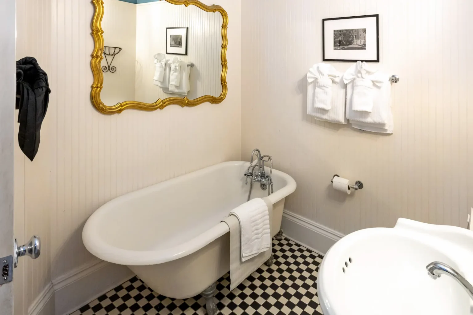 a clawfoot tub in the Mary Marshall Suite at the Marshall House hotel